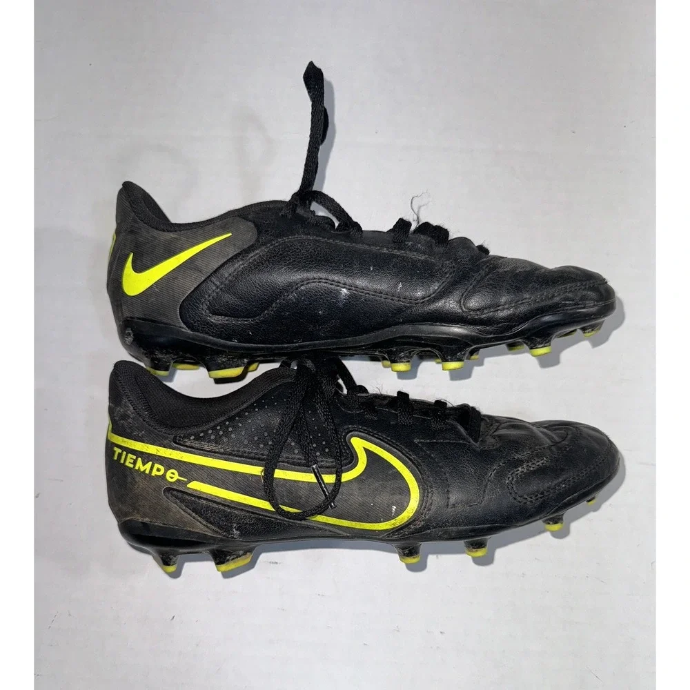 Nike Jr Tiempo Legend 9‎ Soccer Cleats Black/Neon DA1331-070 Size 6Y - Picture 4 of 7